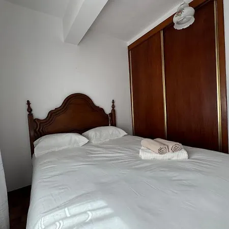 Casa Outeiro Polo 1 *